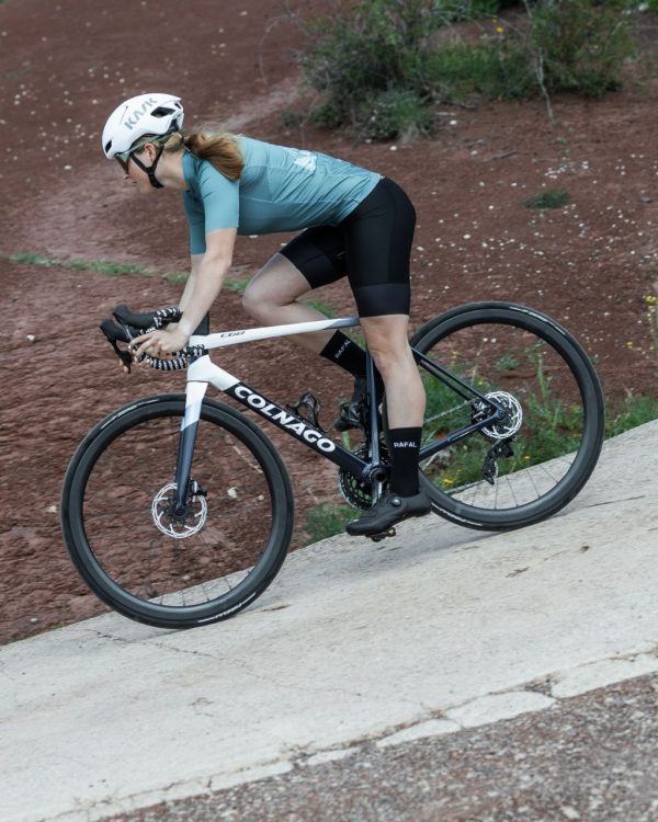 Nos chaussettes meroux noire et blanche rafal cycling